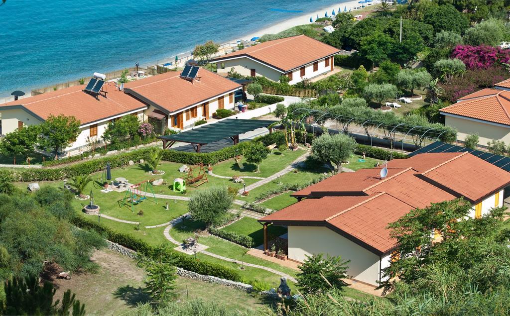 קאפו ואטיצ'אנו Le Casette Sul Mare מראה חיצוני תמונה